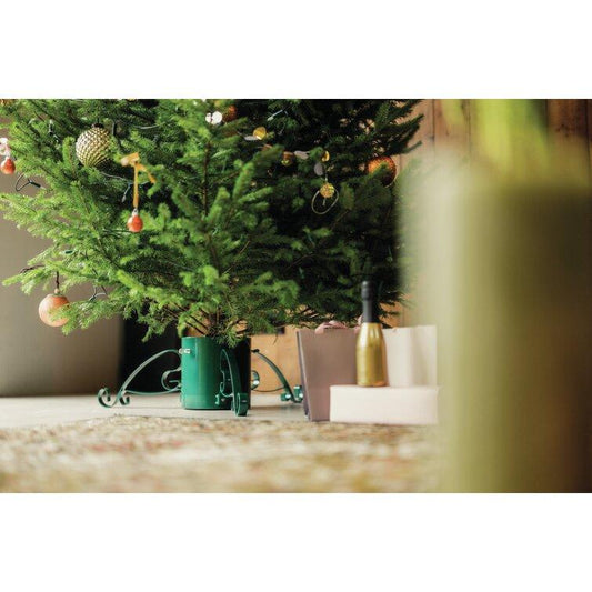 Romantic Live Tree Stand