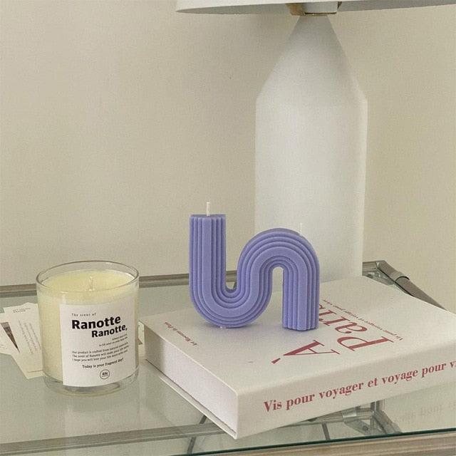 INS Home S-shaped Scented Candle