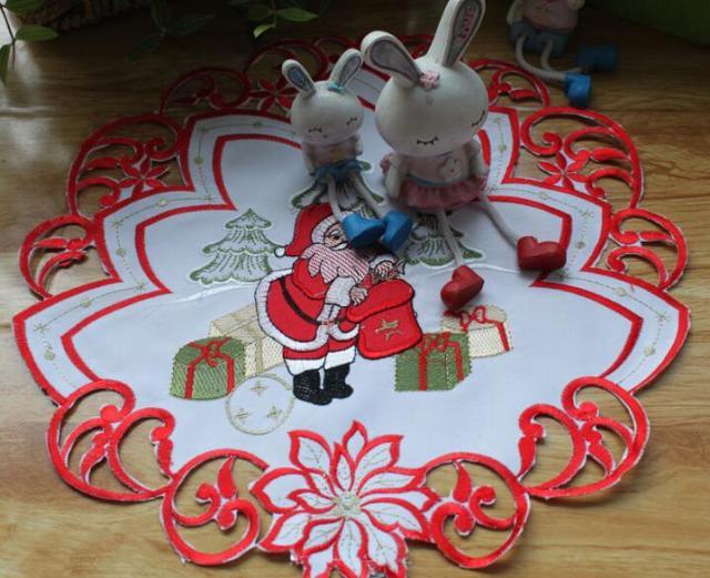 Santa Claus pattern embroidery lace table place mat