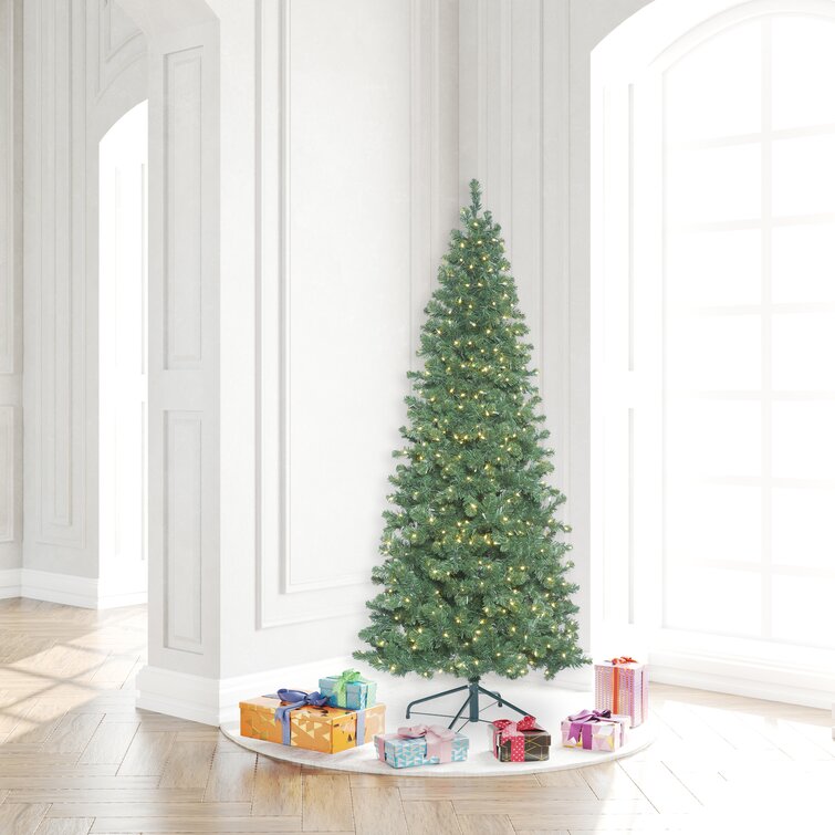 Customizable Christmas Tree & Greenery Set Oregon Fir with Clear/White Lights