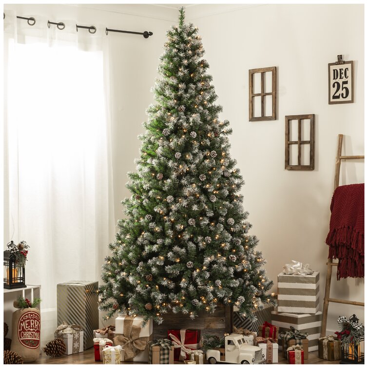 Artificial Green Pine Christmas Tree With Lights